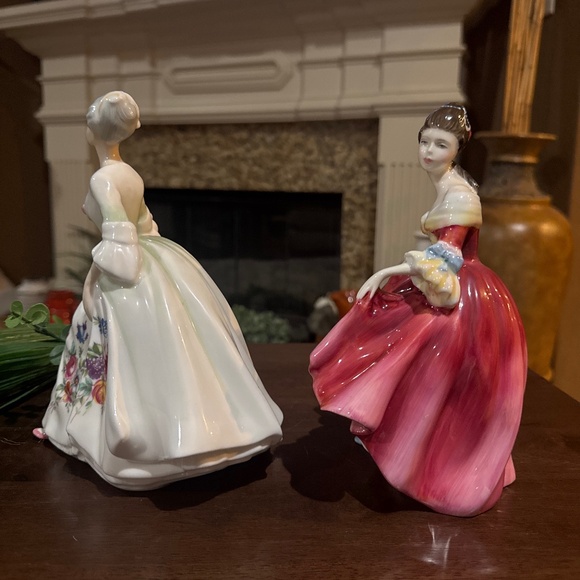 Royal Doulton - “Diana” 1985/“Southern Belle” 1957, England Rare Pink Dress. - Picture 5 of 11